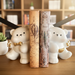 Dekoratif Kitap Tutucu