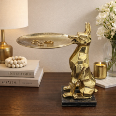Gold Tepsili Köpek